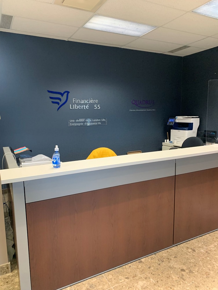 Reception desk