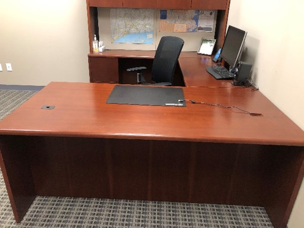 Private Office Desk/wrap/cabinet