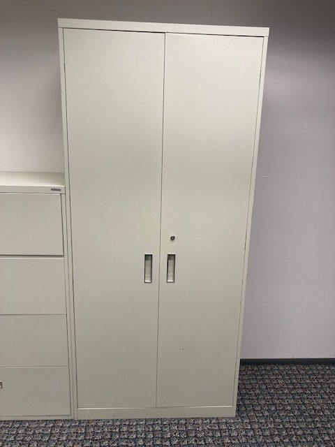 Storage cabinet