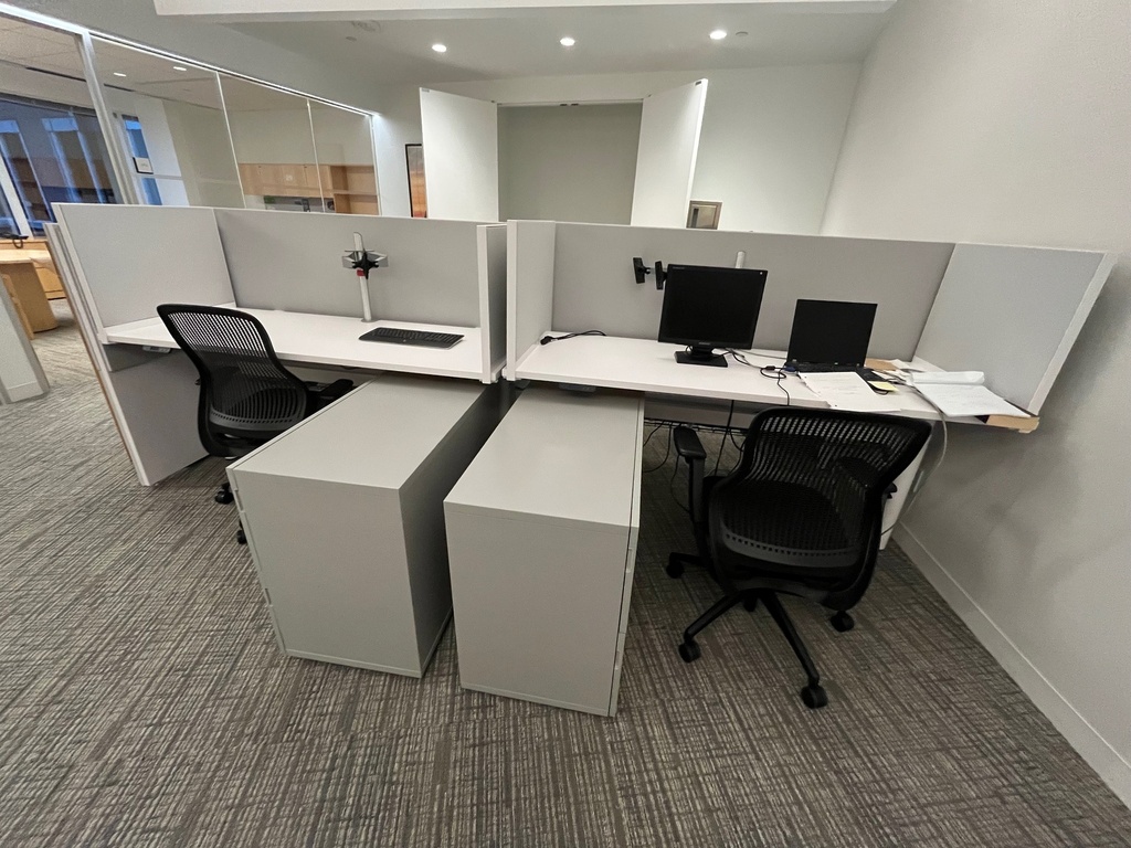 Workstations (including storage)