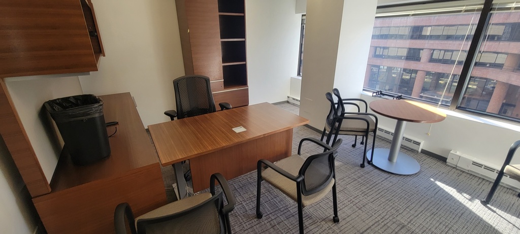 Task Chair - with Arms