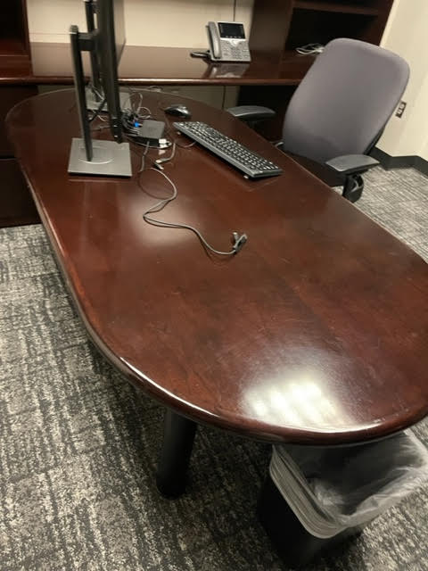 6’ Oval Table