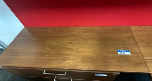 #25 Work Surface (goes along the wall with return work surface) RHR42 x 28.75 x 1