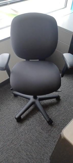 BLACK DESK CHAIRS