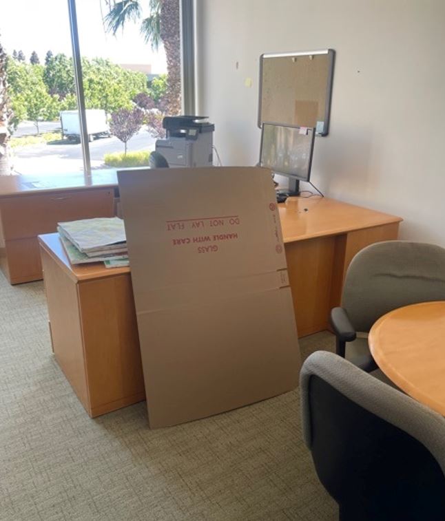 U-Shaped Desk, Medium Wood