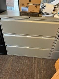 Lateral Filing Cabinet 3 drawers - 42"W