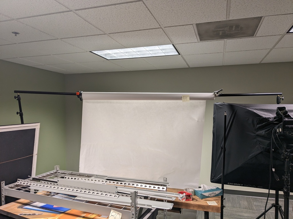 photo backdrop w/ stands