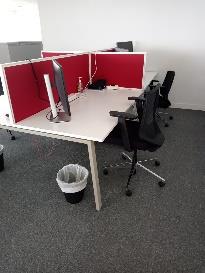 WORK STATION TABLE WITH 4X PARTITION(4)