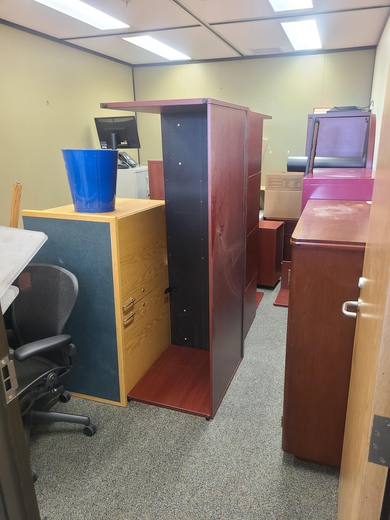 Storage room - Misc furniture ***please specify requested item in "intended use"