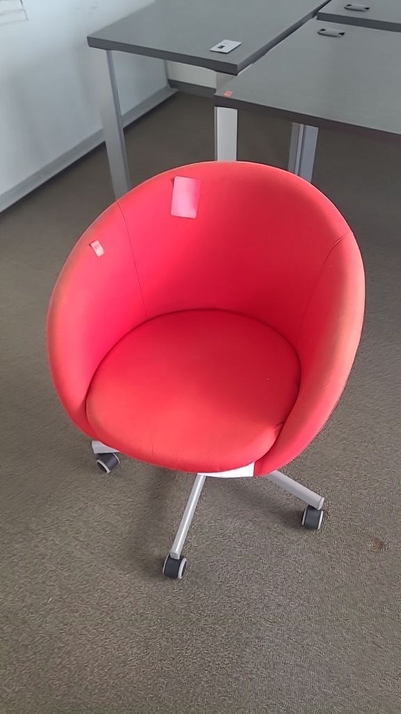 Lounge Chair - Red