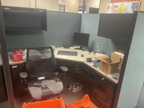 Workstation 64x74x64