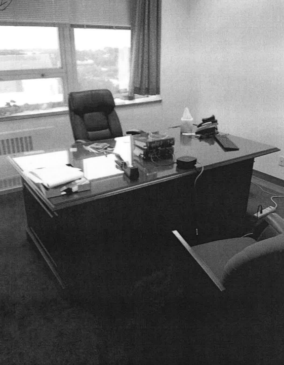 Office Chairs 