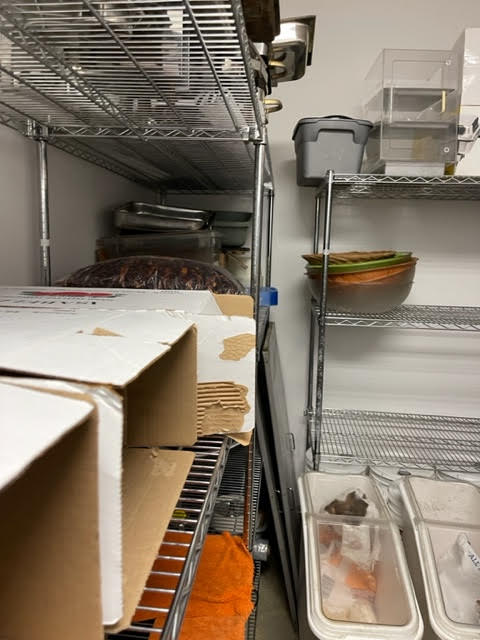KITCHEN WIRE RACKS