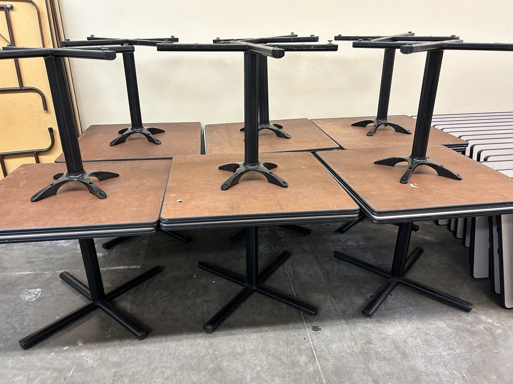 Square Tables (3x3)
