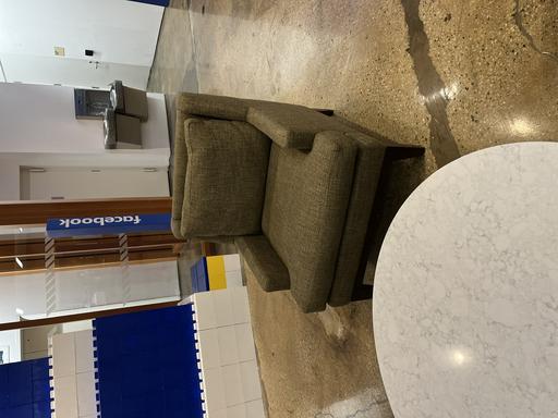 Lounge Chair - army green