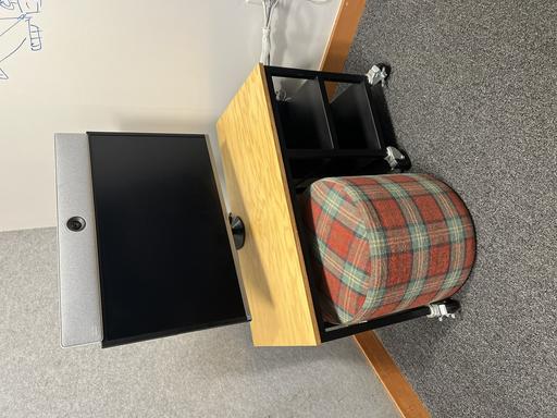 Ottoman - plaid (17x17x17)