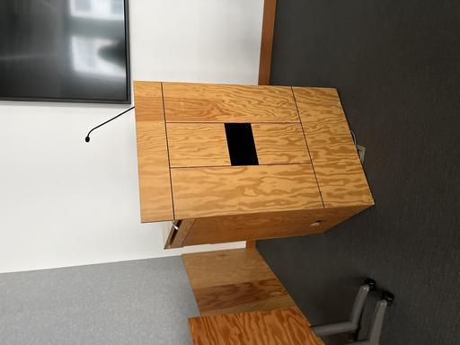 Podium/Lectern