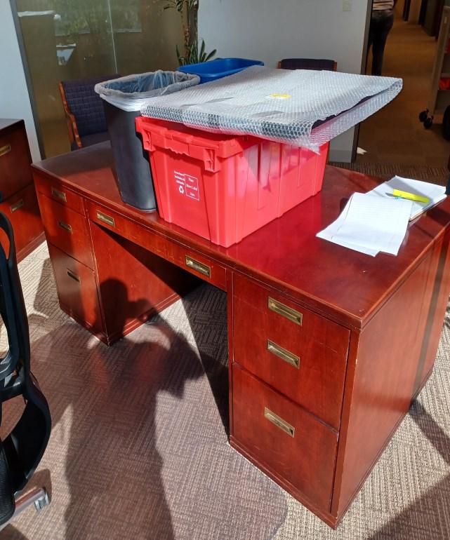 Desk 6’ X 3