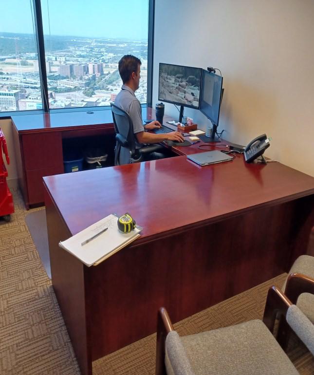 Lh U-Desk 6’ X 9’