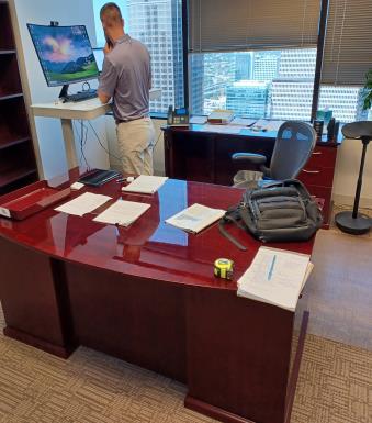 Rh U-Desk No Bridge