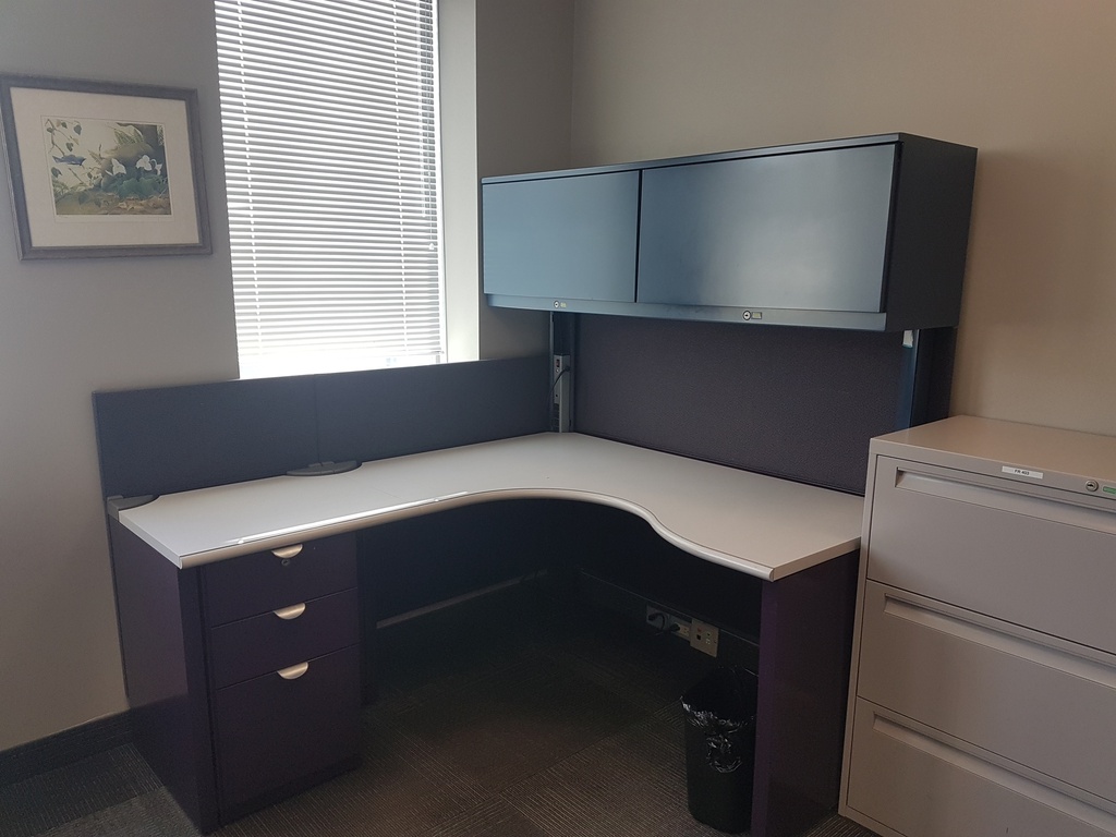 L-shape workstation with pedestals and overhead storage 