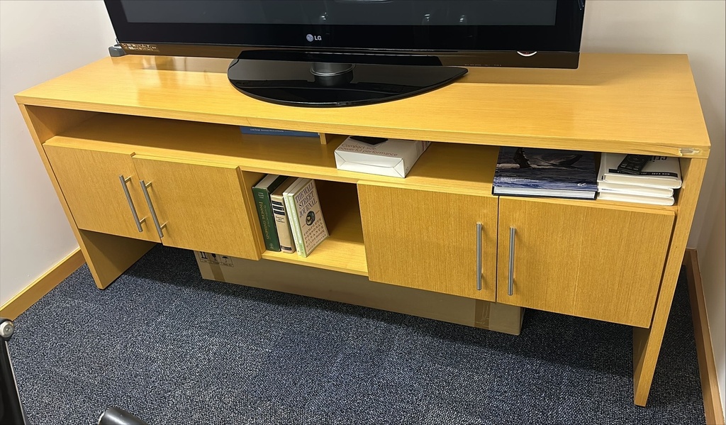 TV stand | Suporte de TV