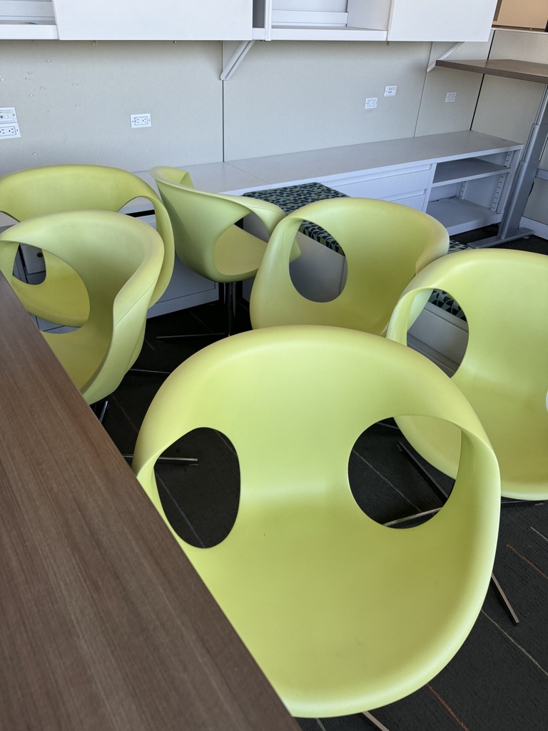 Round Colorful (Heavy) Chair
