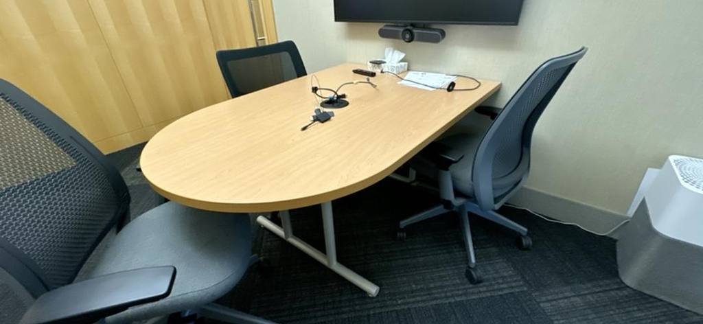 6' Bullet Table with Electrical