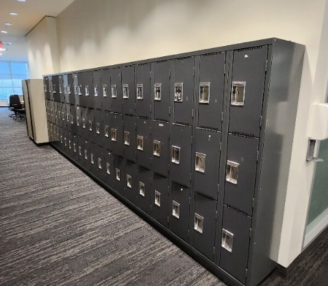 Lockers, 3-high, banks of 2, gray