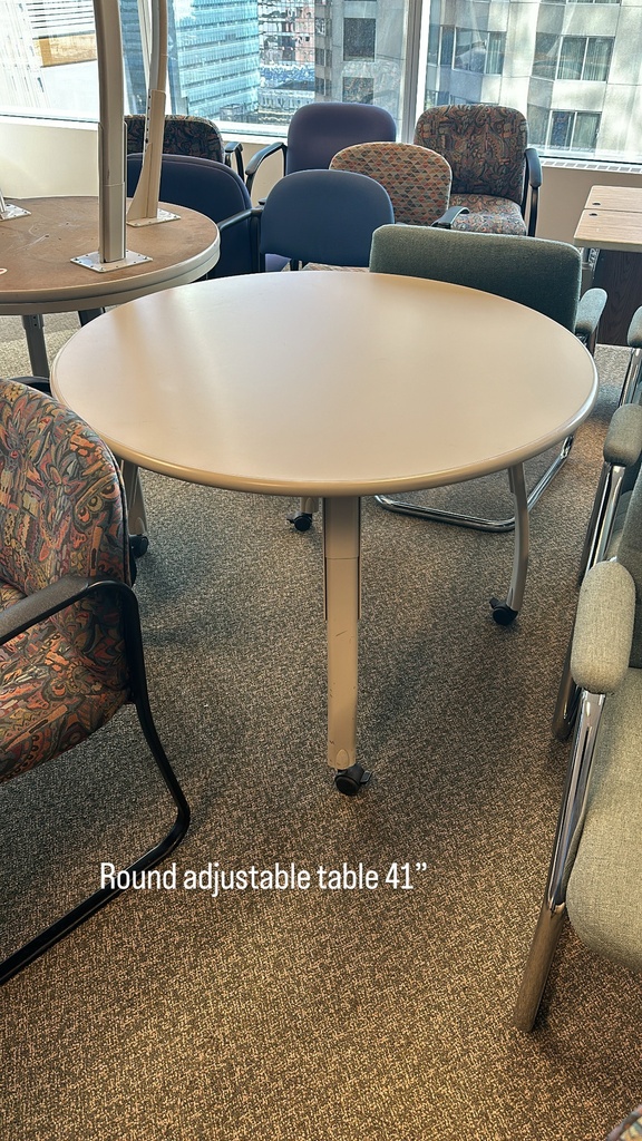 Round Adjustable 42" Table