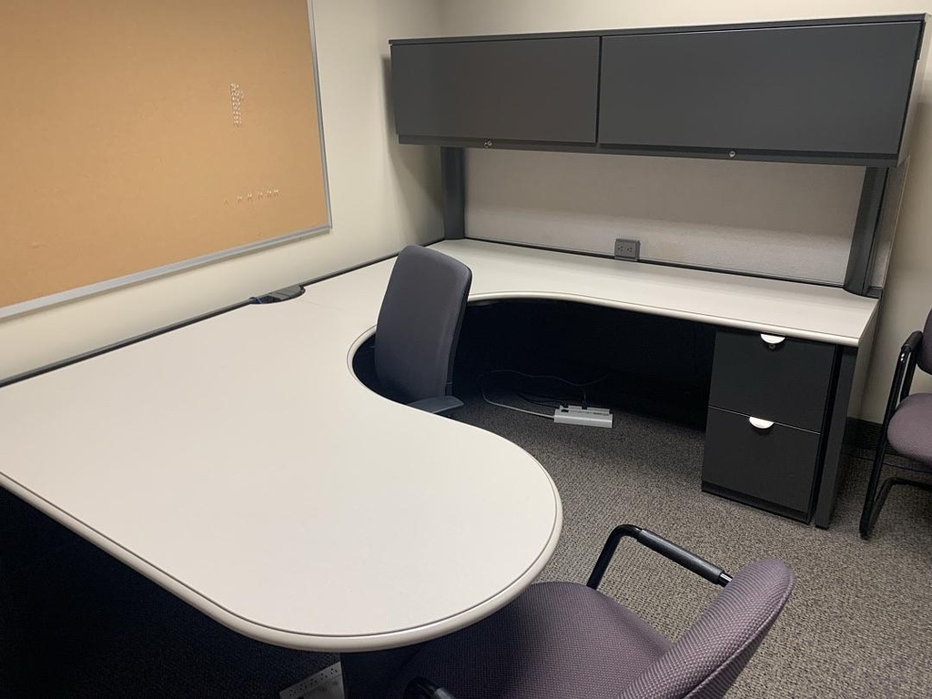 U-Shape Desk