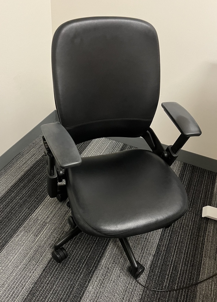 Knoll Black Task Chair