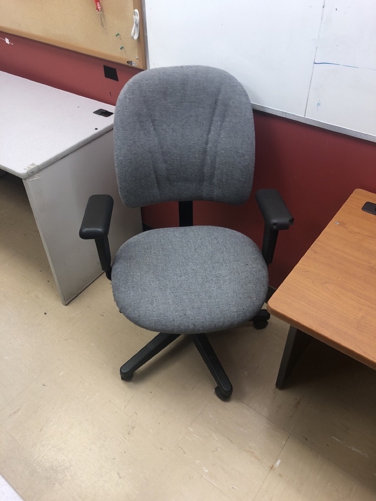 Task Chair with Arms 