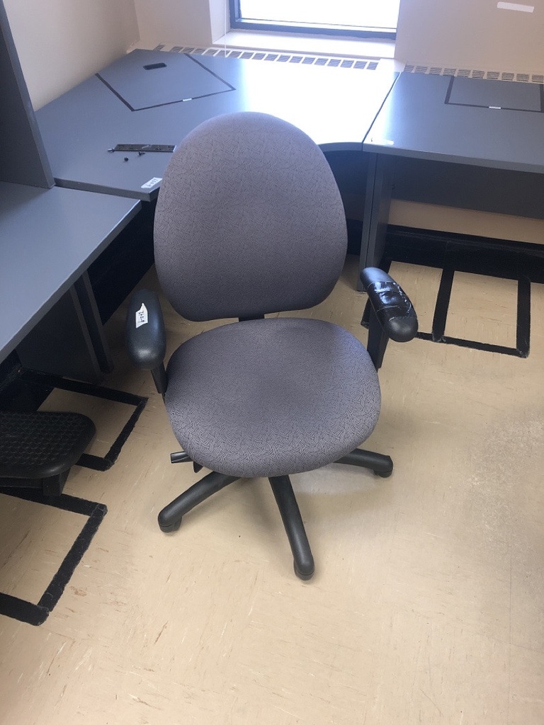 Task Chair with Arms 