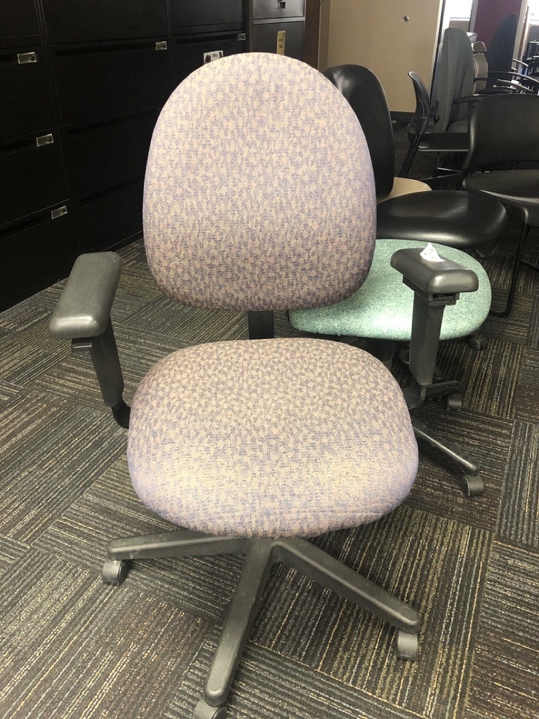 Task Chair with Arms 