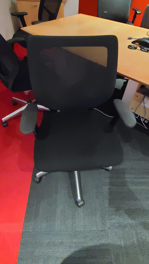 Mesh Conference Chair