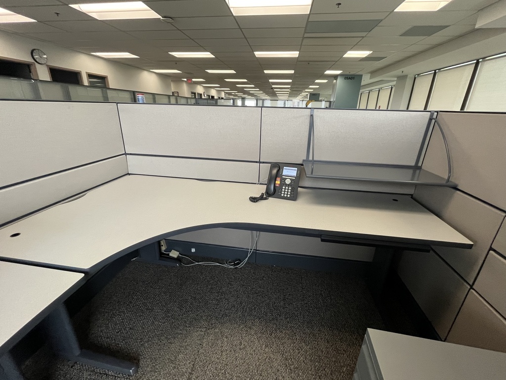 L-shape Desk - 82x40