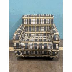 1223/NC - Sela PLAID Lounge Chair And A Half, Non-Contrast, Sled Base (31Wx33Dx29H)