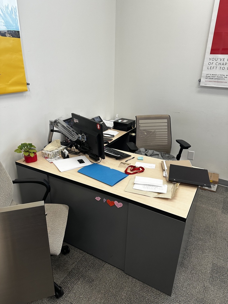 L-shape Desk 