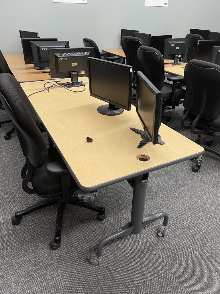 Maple Training Tables On Wheels
