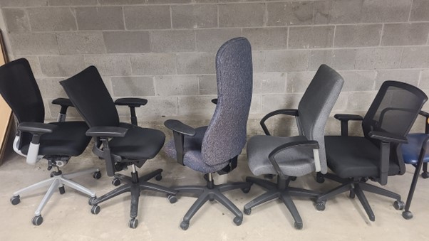 Chaises de travail