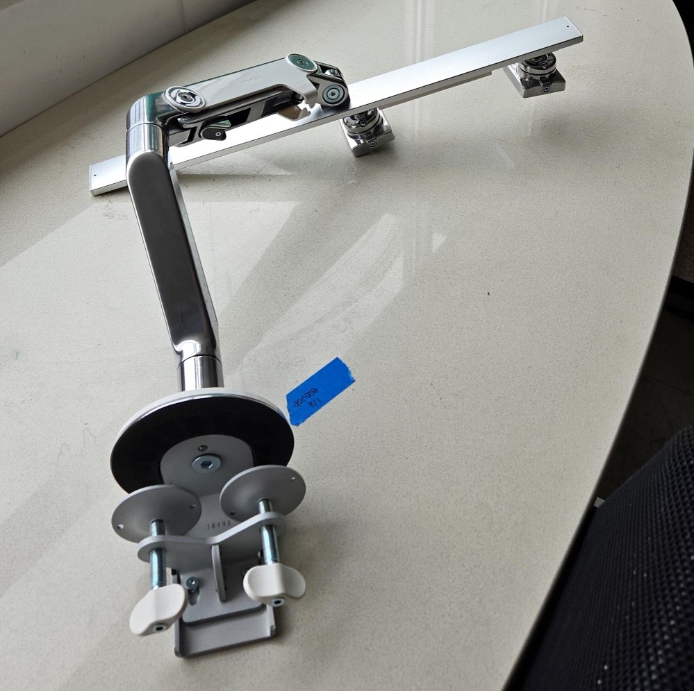 monitor arm