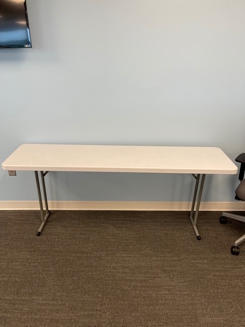 Folding Table (60x18)