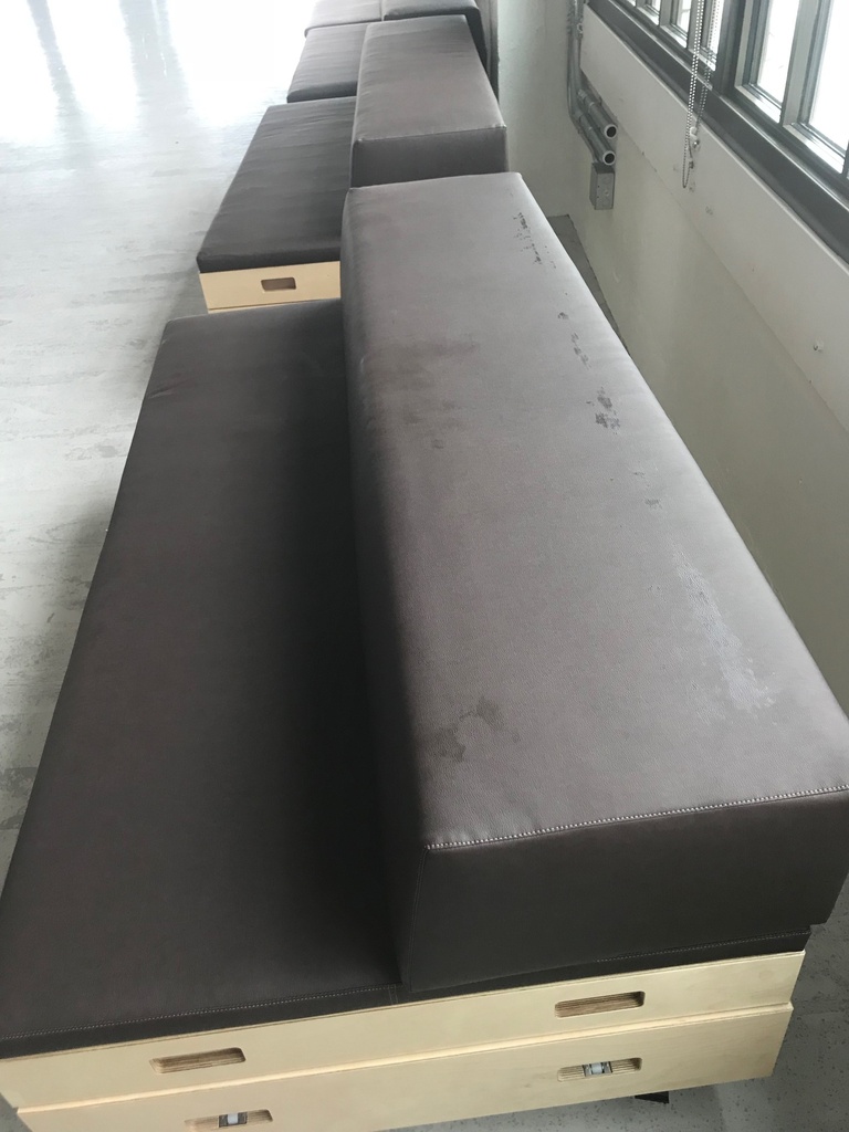 Mobile Bench