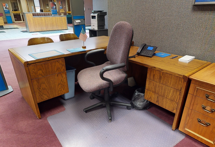 L-Shape Desk w/ Return
