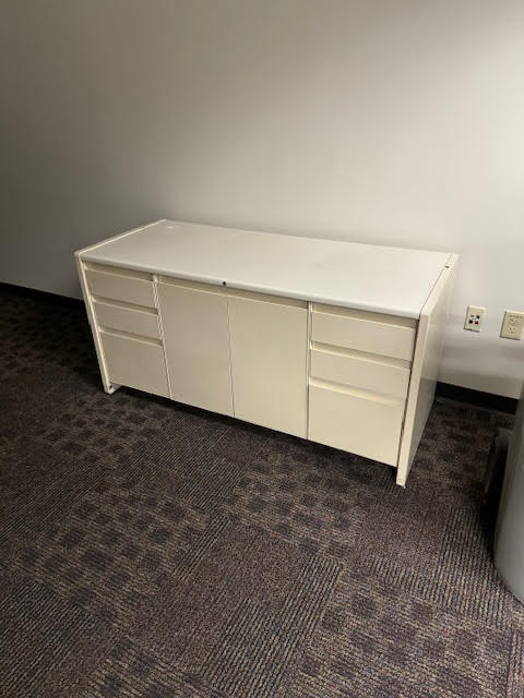 desk 5'
