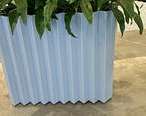 28.5 W X 15 D X 25 H Planter med (gray)