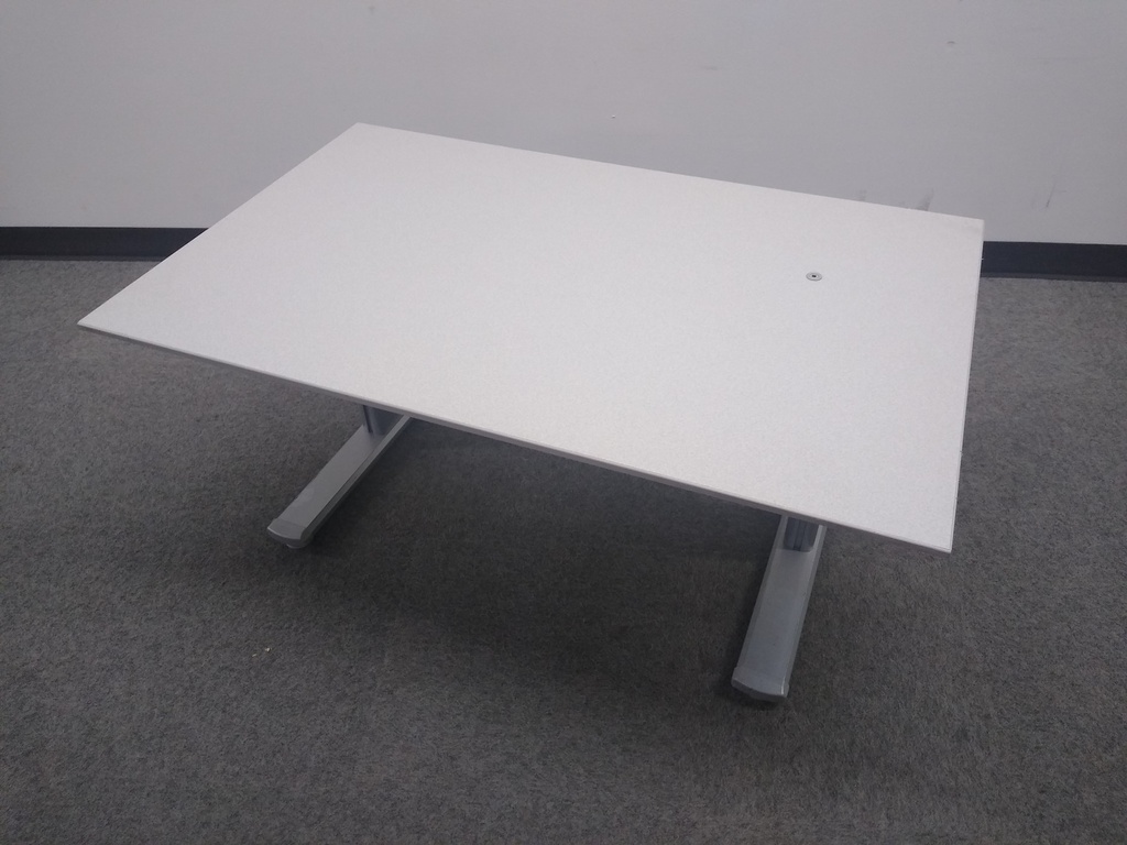 Steelcase Manual Crank Height Adjustable Desk (48x30)