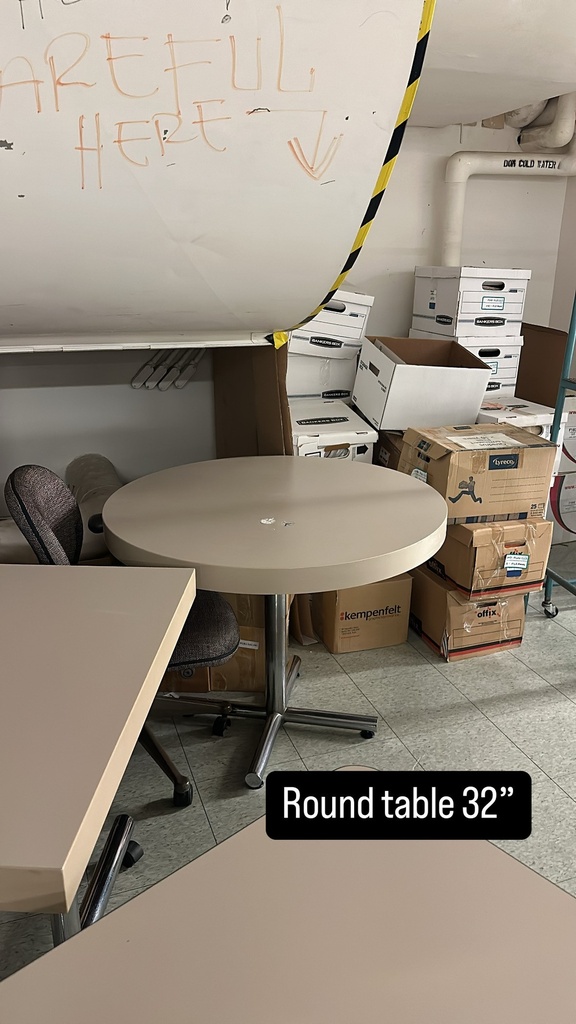 Round Table (32")
