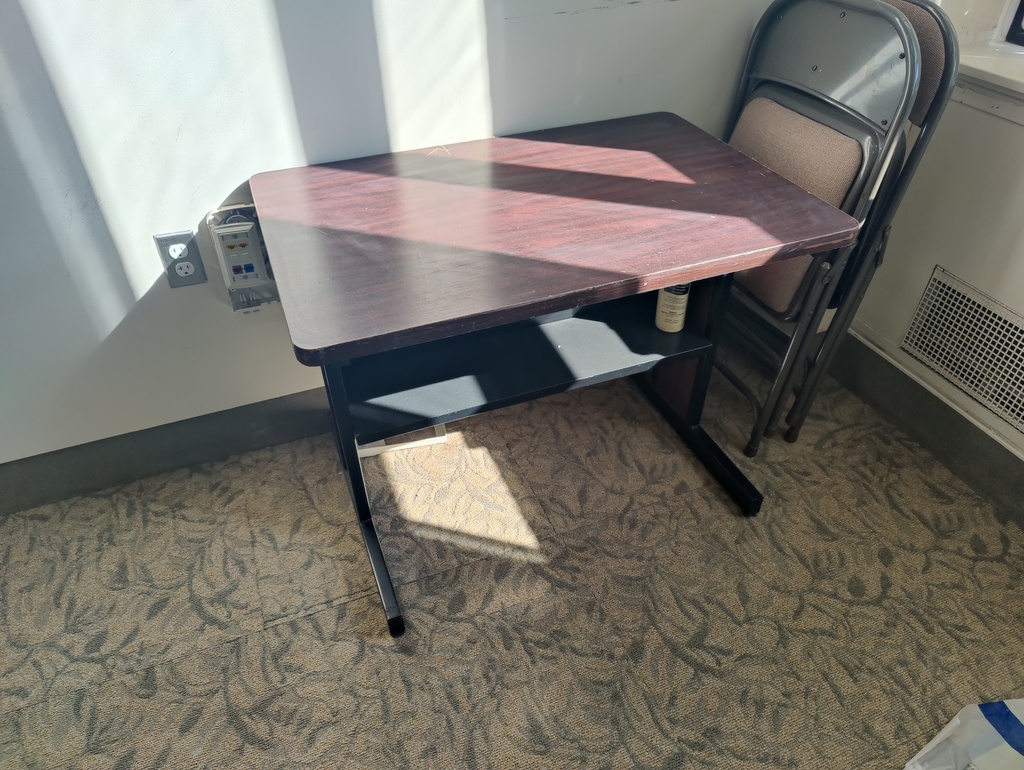 Brown Table 36x24x27